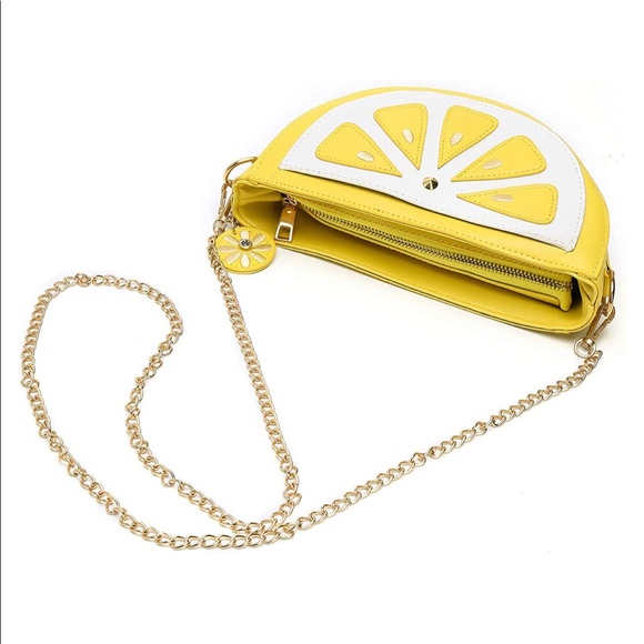 🍋 🆕Lemon Purse🆕 🍋 - Picture 3 of 7